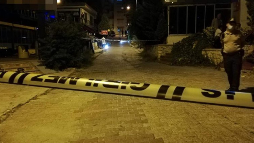 İstanbul'da silahlı çatışma: Ölü ve yaralılar var