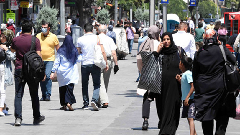 Konya'da 65 yaş ve üstü vatandaşlar için sokağa çıkma kısıtlaması