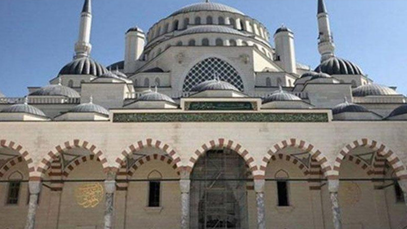 Yunanistan'da tarihi camiye saldırı: Restorasyon çalışmaları durduruldu