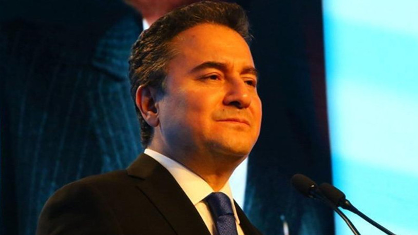 Ali Babacan, koronavirüs tedavisi için hastaneye yattı