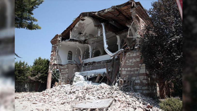 Bursa’daki Tarihi Özlüce Kilisesi bakımsızlıktan yıkıldı