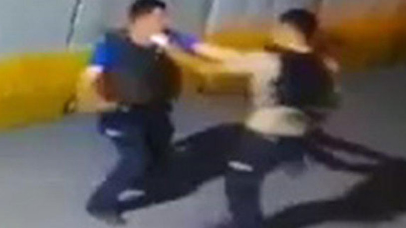 Kavga eden bekçi ve polis görevden uzaklaştırıldı