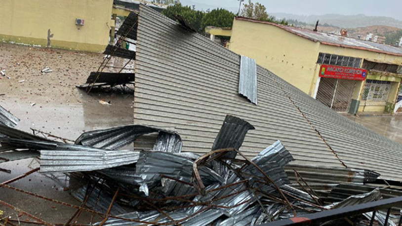 Antalya’da fırtına: 1 ölü