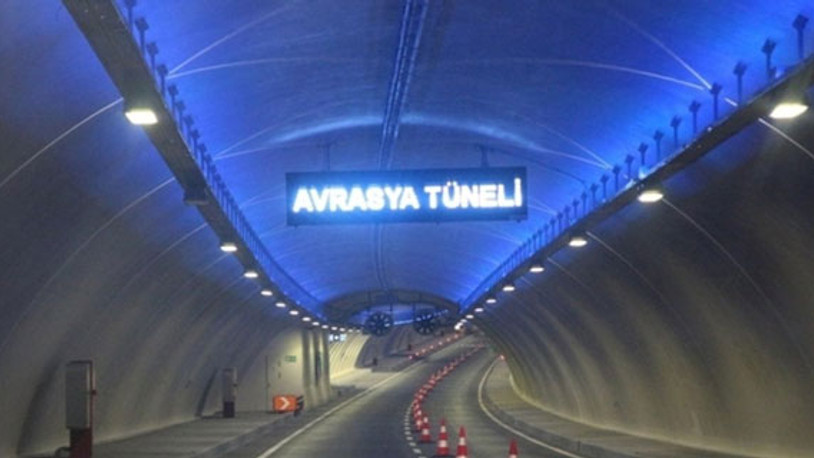 Avrasya Tüneli her iki yönde trafiğe kapatıldı