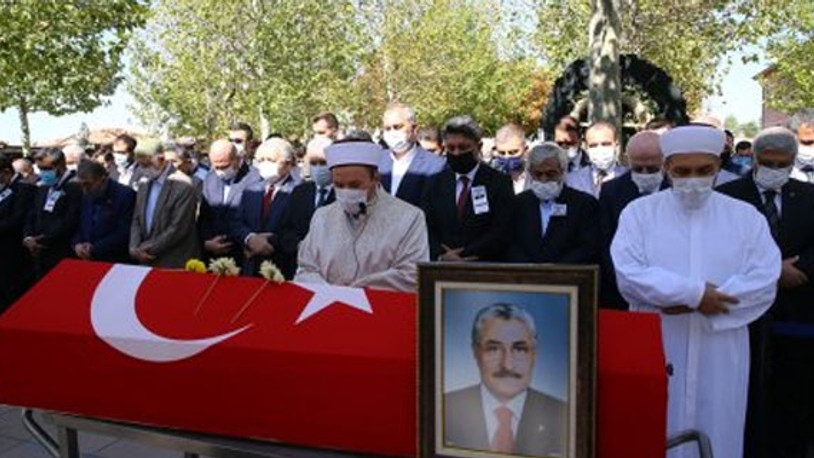 Eski bakan Zeki Ergezen son yolculuğuna uğurlanıyor