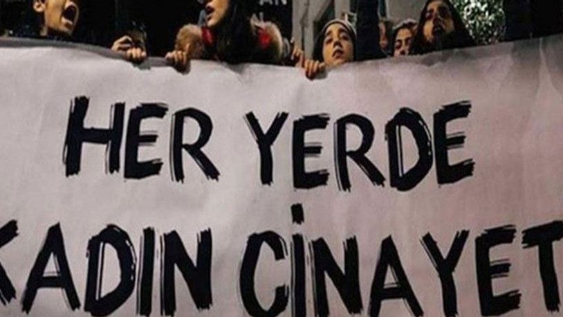 Genç kadın bıçaklanmış halde ölü bulundu