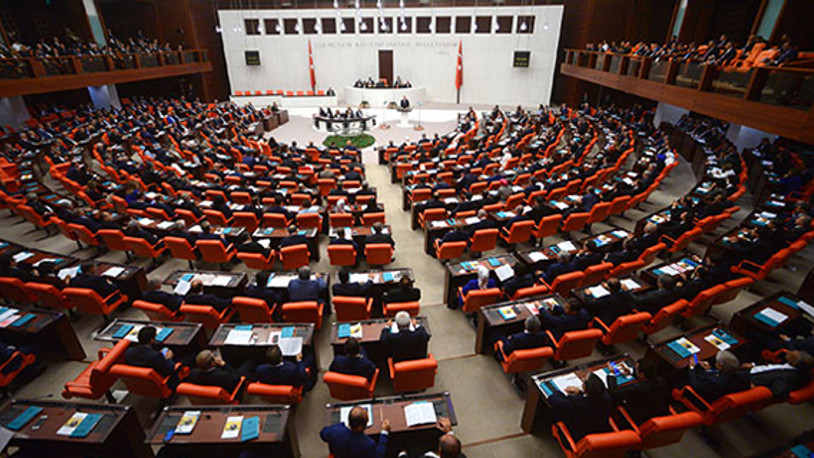 İYİ Parti’nin emeklilerle ilgili önergesi AKP ve MHP’nin oylarıyla reddedildi