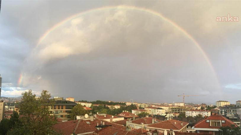 İstanbul'da büyüleyen gökkuşağı