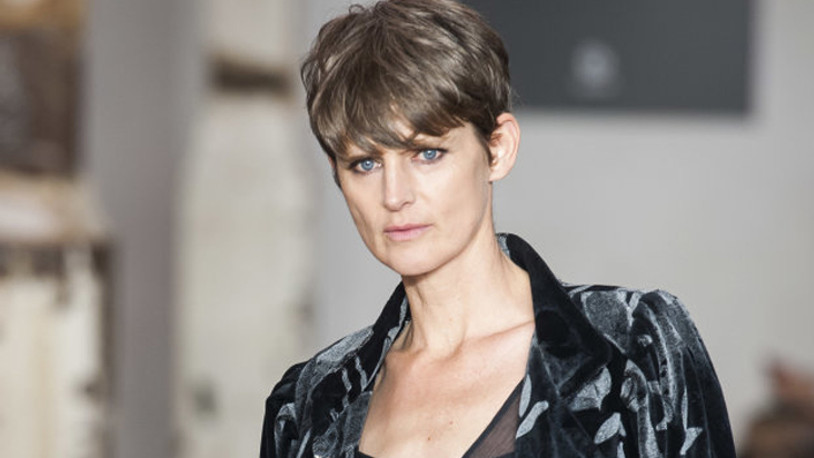 90'lara damga vuran ünlü model evinde ölü bulundu