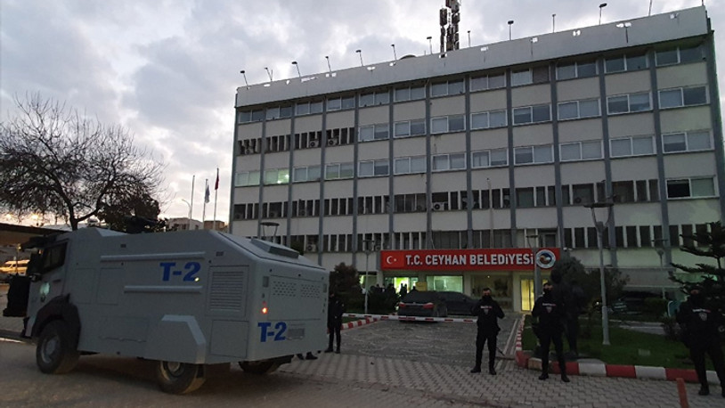 Adana Ceyhan'da rüşvet operasyonu