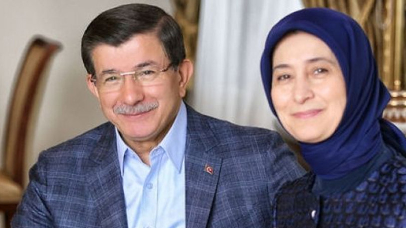 Ahmet Davutoğlu ve Sare Davutoğlu koronavirüse yakalandı