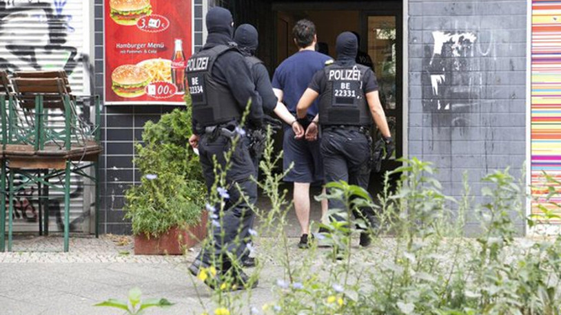 Almanya'da silahlı çatışma: 4 yaralı