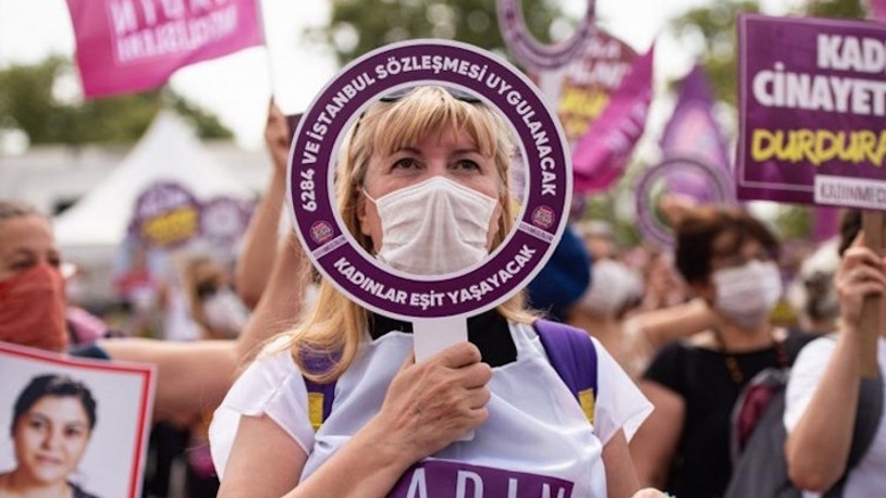 Boşanmak isteyen eşini 'boynunu keseceğim' diyerek ölümle tehdit eden erkek serbest bırakıldı