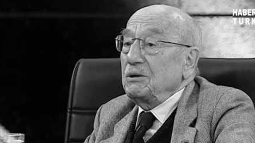 Cahit Kayra yaşamını yitirdi