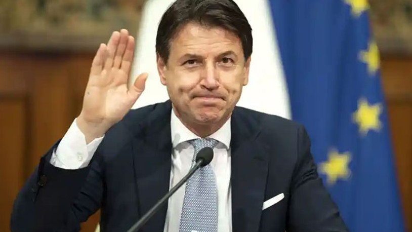 İtalya Başbakanı istifa etti