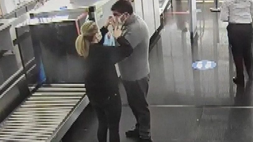 'Kara para aklamaktan' aranan Sezgin Baran Korkmaz'ın yurtdışına çıkış görüntüleri ortaya çıktı