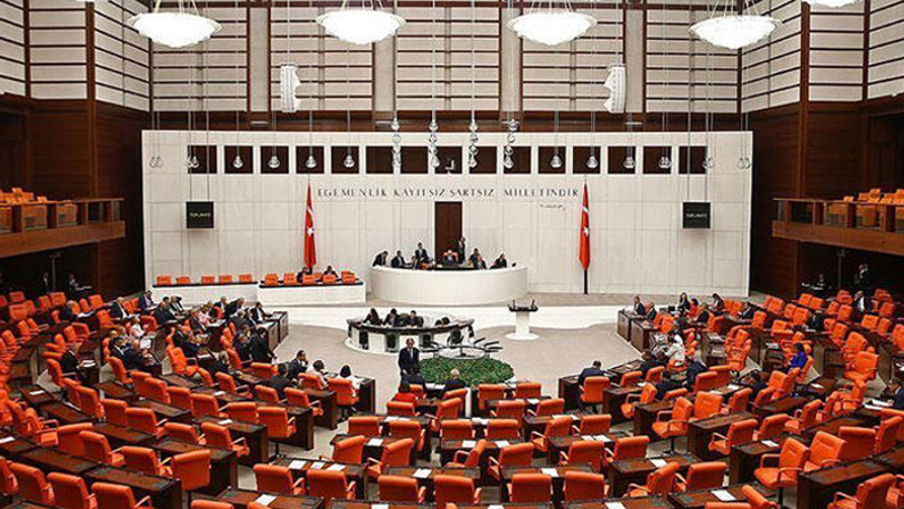 'Tek adam rejimi demokrasi değil diktatörlük getirdi'