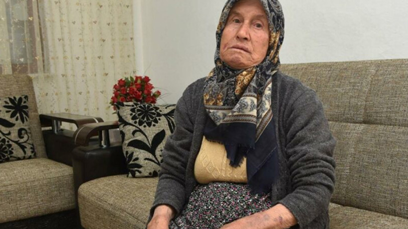 Yaşlı kadın dehşeti yaşadı: Sürünerek yardım istedi