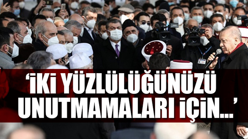 Bakan Koca'nın o fotoğrafına tepkiler çığ gibi büyüyor