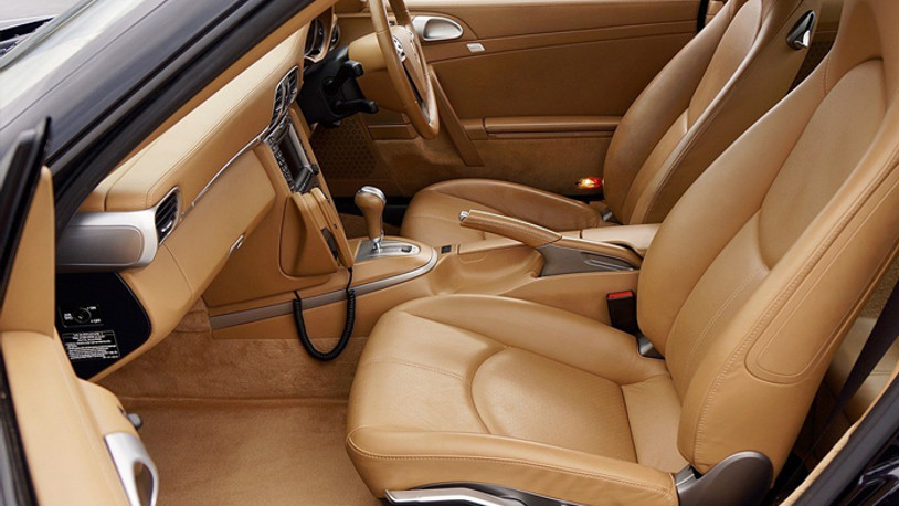 CHP’li Tanal’ın, Erdoğan’ın Meclis'e devrettiği lüks aracını görmesi "kamuoyunu ilgilendirmediği" gerekçesiyle engellendi