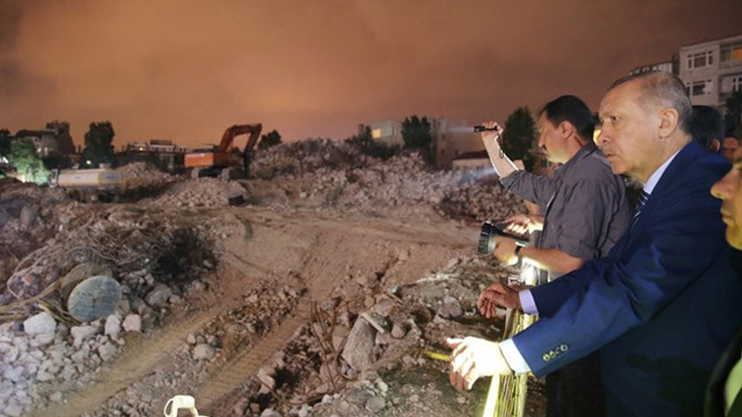 Erdoğan: Şehirlerimizi şantiyeye çevirdik