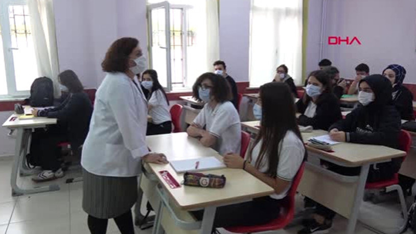 İstanbul Valiliği'nden okulların açılmasına ilişkin açıklama