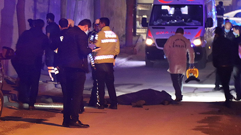 Kuryeyi 1 kilometre sürükleyen vicdansız sürücü teslim oldu