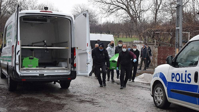 Babasını öldürüp okula gitti: Arkadaşlarına olayı anlattı