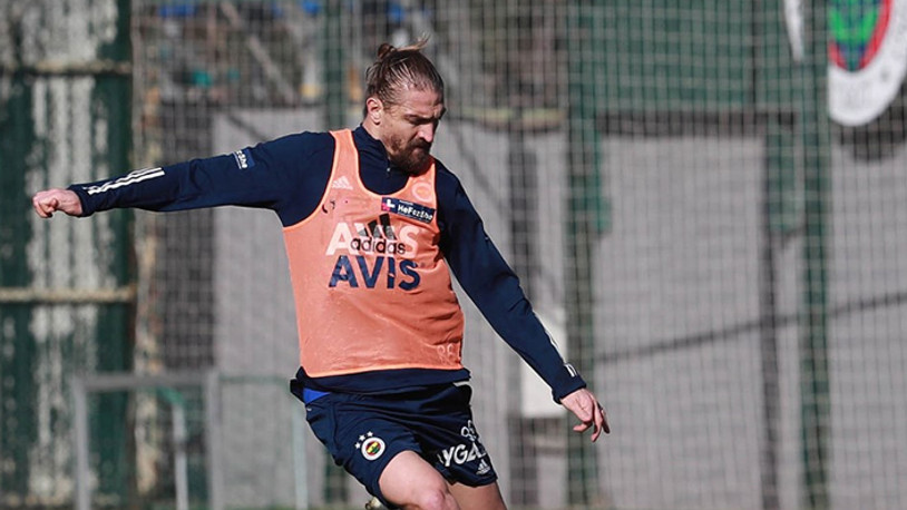 Fenerbahçe'de Caner Erkin kararı