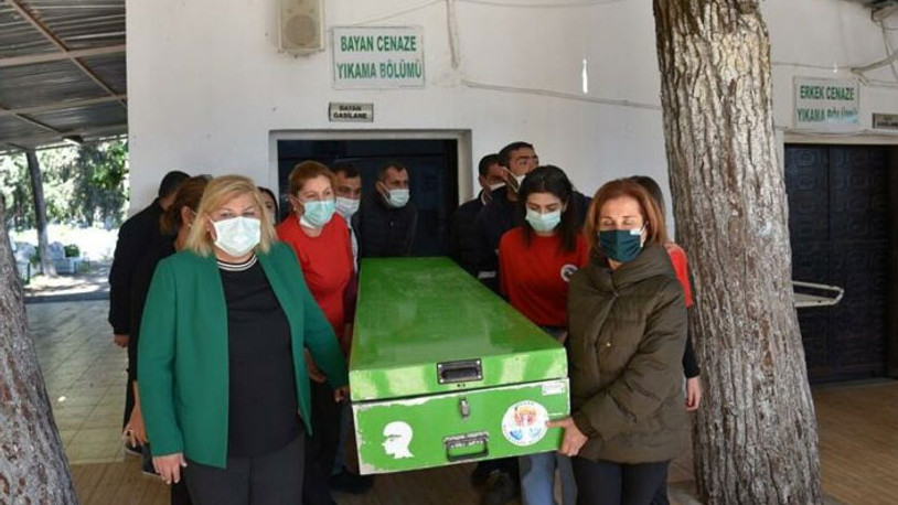 Hamileyken vahşice öldürülen İslim’i son yolculuğuna kadınlar uğurladı