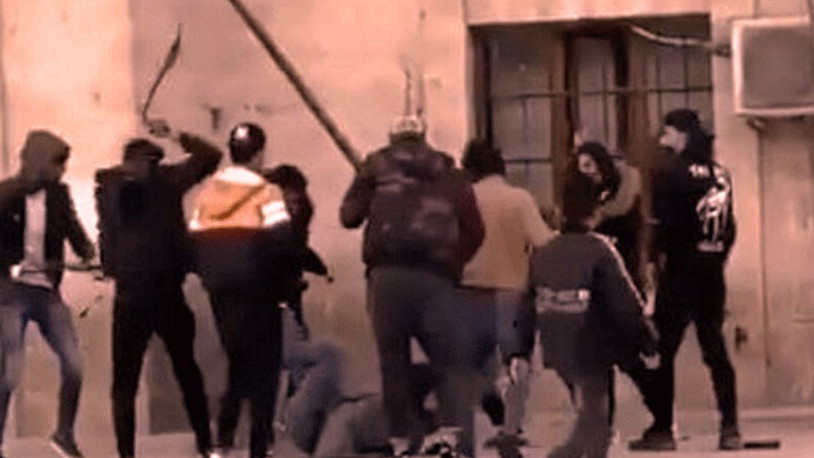 Şanlıurfa’da meydanda linç girişimi