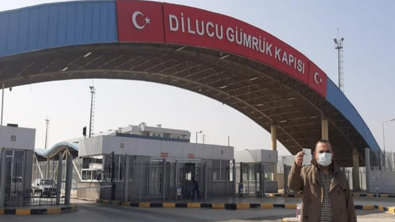 Azerbaycan'a 'kimlikle geçiş' dönemi başladı