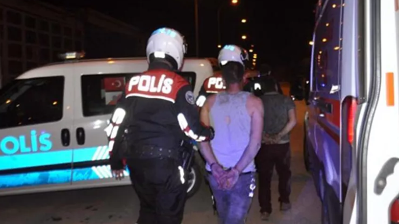 Hurdacılar arasında taşlı sopalı kavga