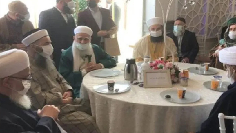 Koronaya karşı ömür boyu garantili dua öneren 'Cübbeli Ahmet'i eleştiren ilahiyatçıya para cezası