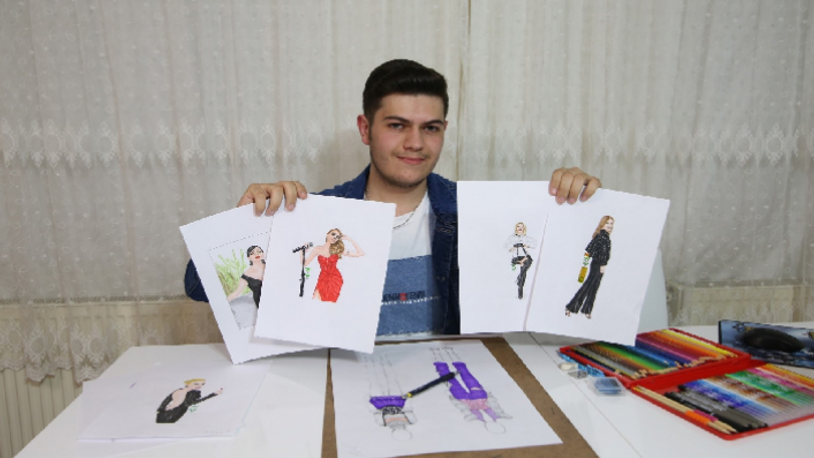 Sivas’ın Yıldızeli ilçesinde yaşayan Kadir Aygül’ün yapmış olduğu çizimler ünlülerin ilgi odağı oldu