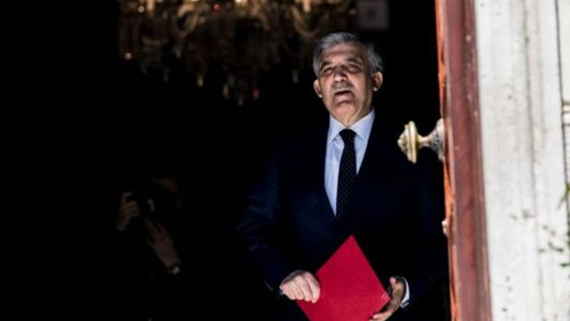 Abdullah Gül'den flaş paylaşım: Bu zulmü durdurmanın yolu...