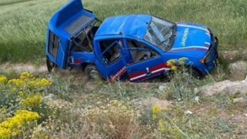 Askeri araç kaza yaptı: Yaralılar var