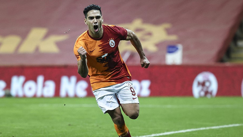 Galatasaray'da Radamel Falcao şoku
