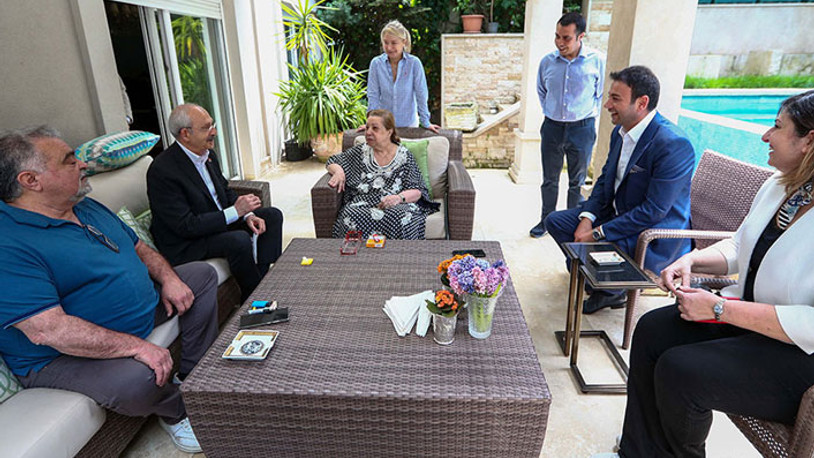 Kılıçdaroğlu Turgut Özal’ın ailesini ziyaret etti