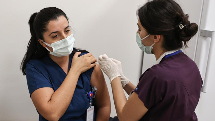 Sağlık Bakanlığı uygulanan toplam aşı miktarını açıkladı