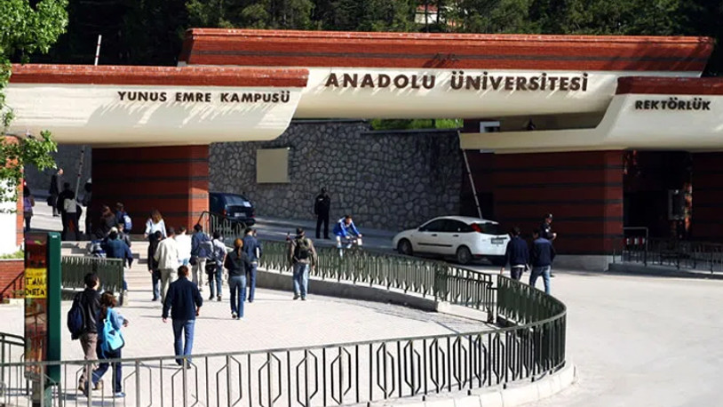 İnkılap tarihi kitabına AKP bölümü eklemişler