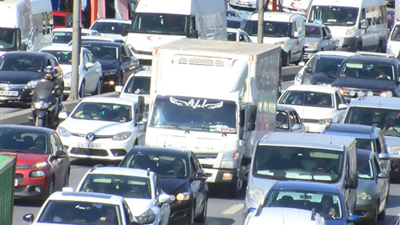 Kısıtlamasız cumartesi gününde trafik yoğunluğu