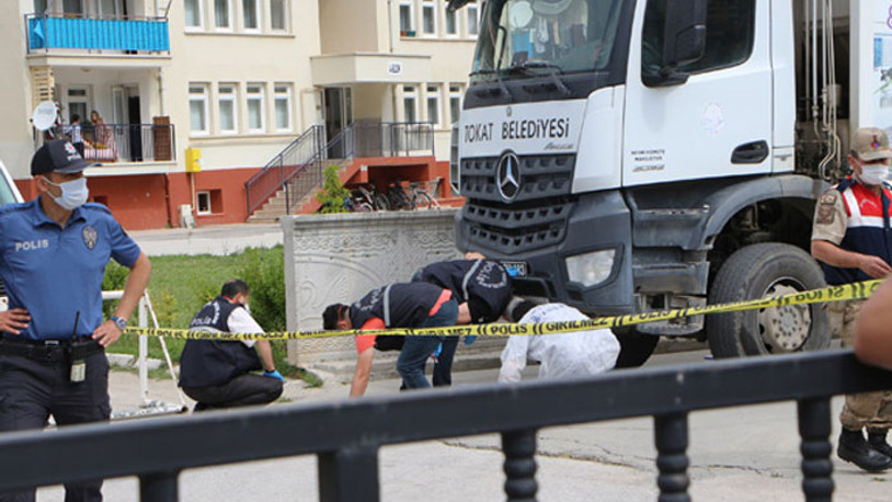 Nizamiye kapısında korkunç ölüm