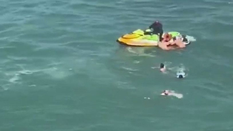 Şile’de boğulma tehlikesi geçiren 5 kişiyi itfaiye kurtardı