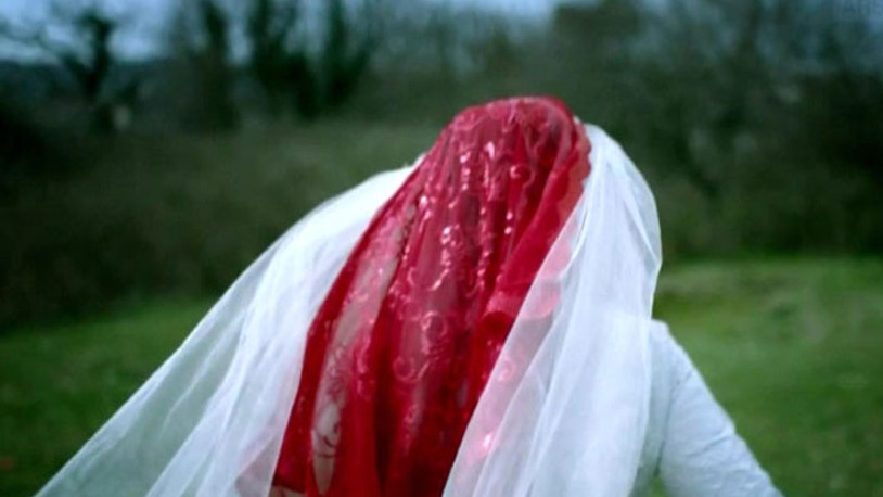 Zorla evlendirilmeye çalışılan çocuk hayatta kalma mücadelesini kaybetti