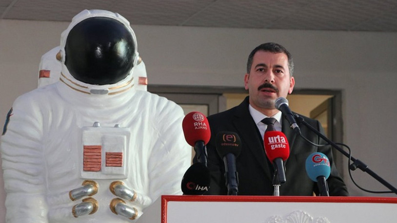 AKP'li belediyenin 'uzay merkezi' 5 ayda kapandı