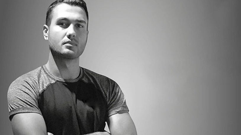 Genç spor antrenörü evinde ölü bulundu  