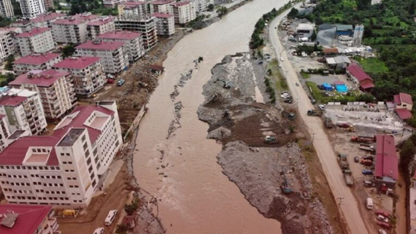 İBB'den sel felaketinin yaşandığı Arhavi'ye yardım eli