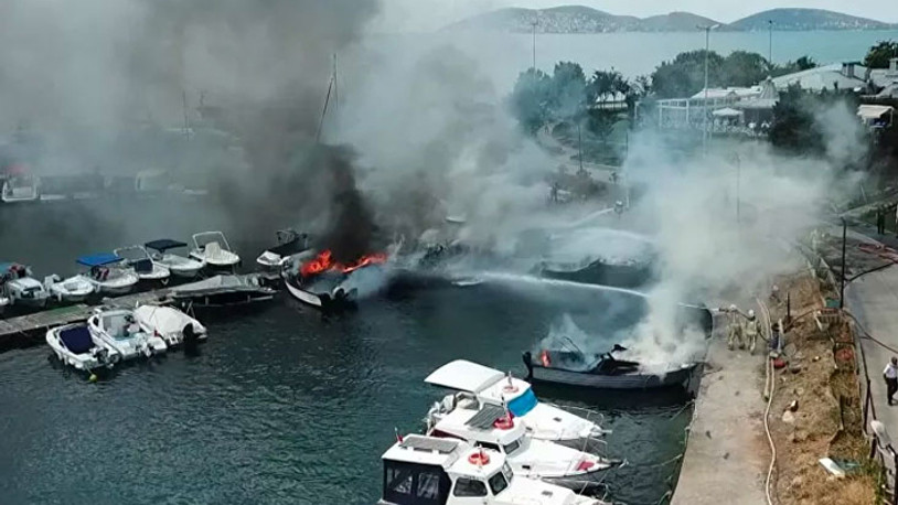 Maltepe Sahili'nde 8 tekne yandı