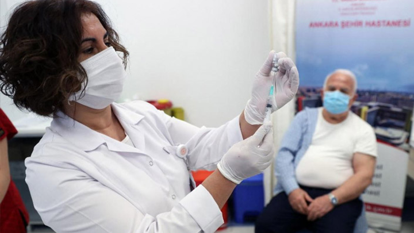 Aşı karşıtı açıklamalar yapan doktorlar için disiplin süreci başlatıldı